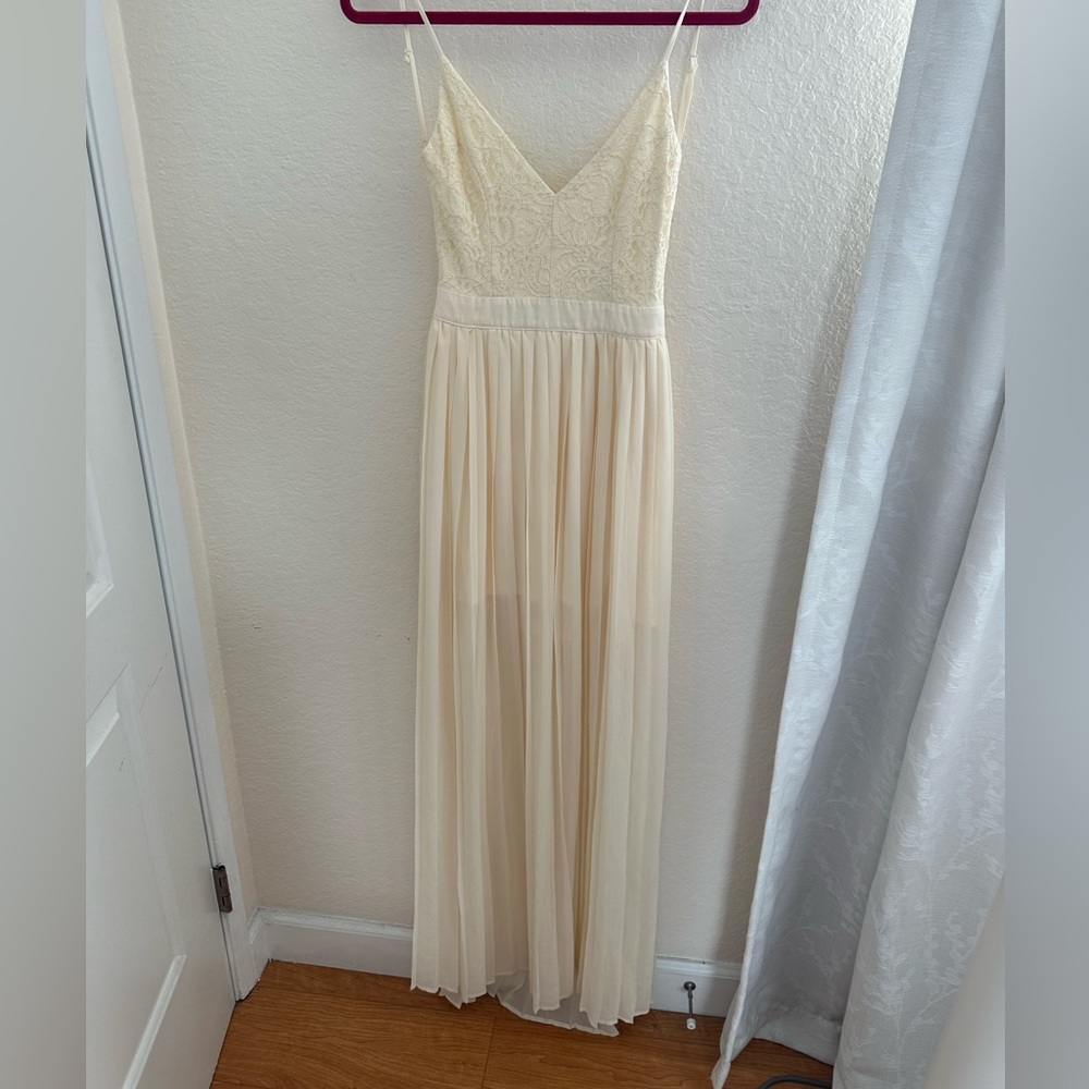 Lace Maxi Dress